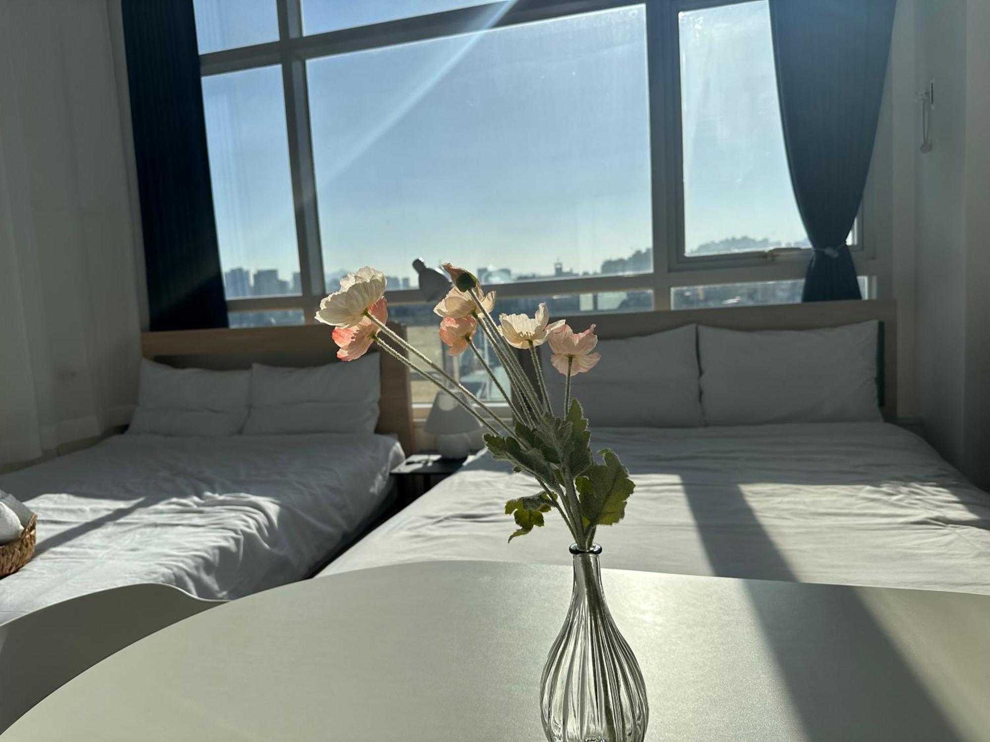 Seoul-Lo Loft Apartment ภายนอก รูปภาพ